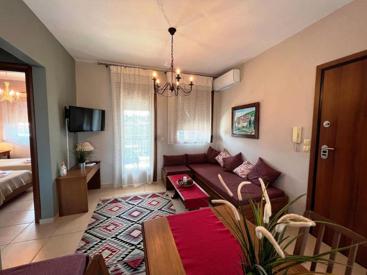 Nea Roda Apartments Luaran gambar