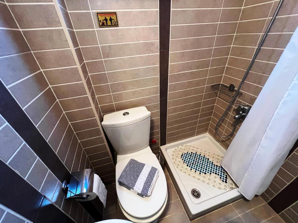 Nea Roda Apartments Luaran gambar
